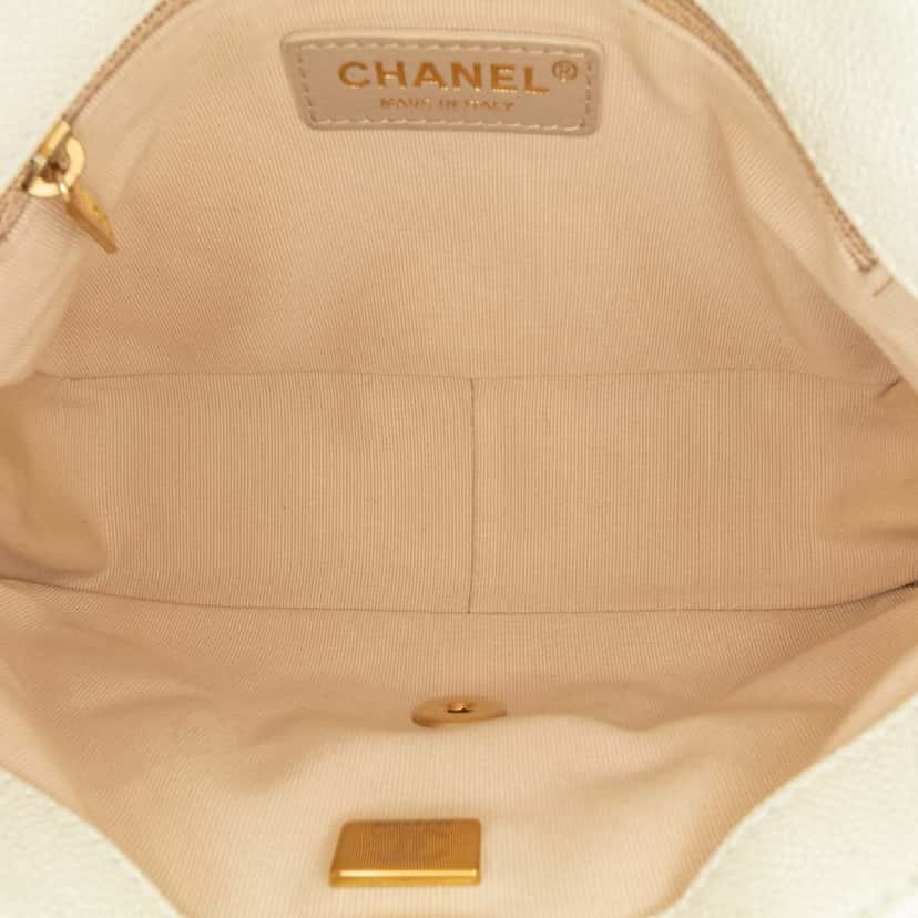 Chanel Small Quilted Caviar Chain Melody Flap White Leather Very good condition - Model View