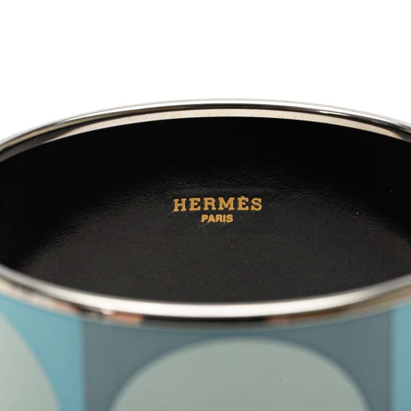 Hermès Extra Wide Enamel Bangle Blue Good condition - Model View