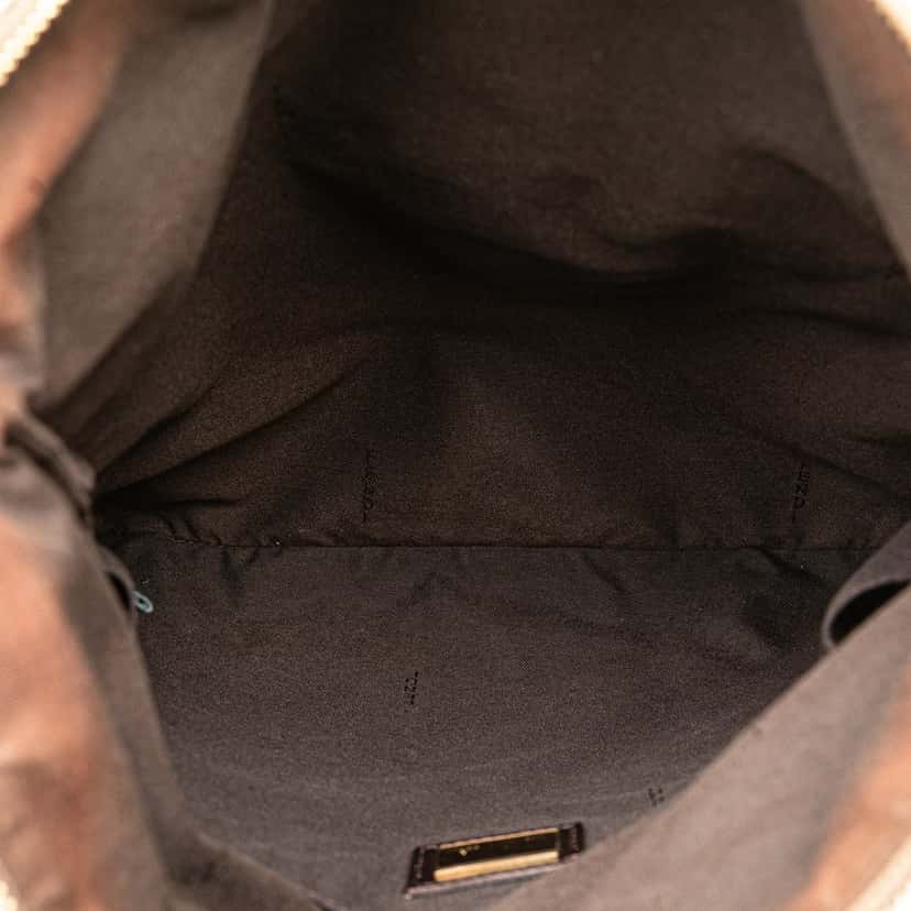 Fendi Zucchino Canvas Crossbody Brown Canvas Very good condition - Model View