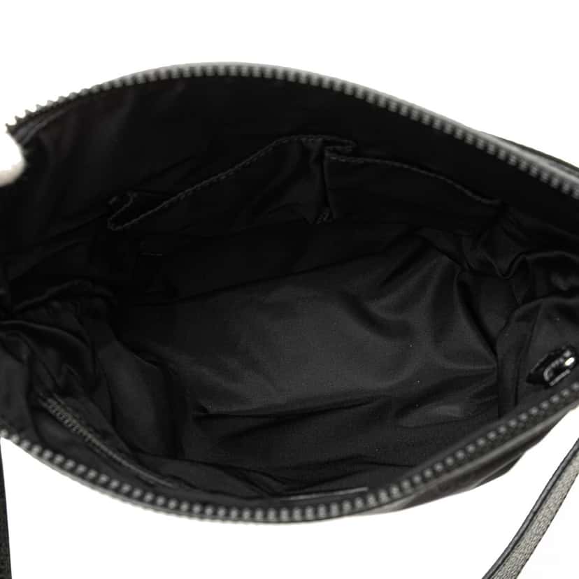Gucci GG Nylon Flat Messenger Bag Black Very good condition - Model View