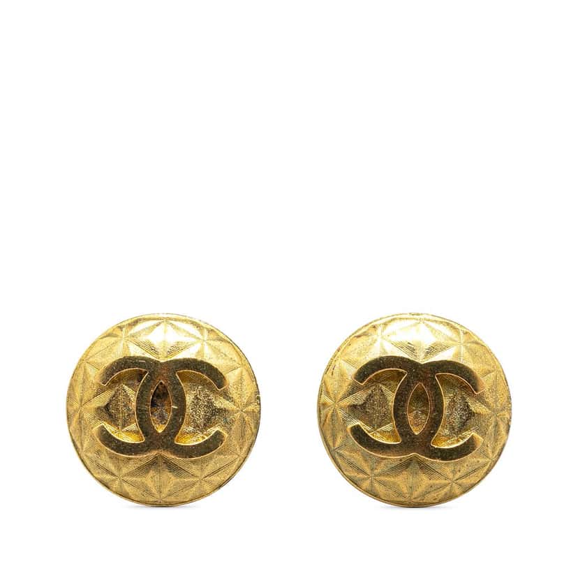 Chanel Gold Plated CC Round Clip on Earrings Gold Metal Good condition - Front View