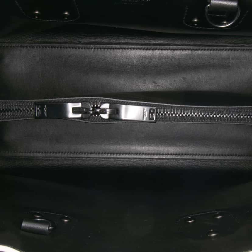 Saint Laurent Small Grained Calfskin Topstitch Sac De Jour Satchel Black Leather Good condition - Model View