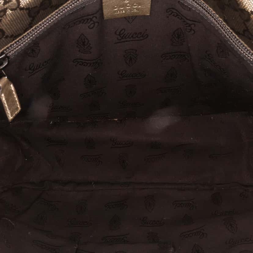 Gucci GG Imprime Crossbody Silver Canvas Good condition - Model View