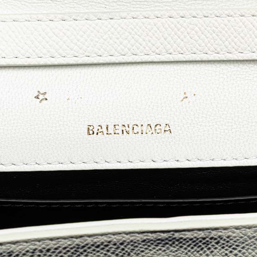 Balenciaga XS Grained Calfskin Logo Ville Day Crossbody White Leather Good condition - Box View