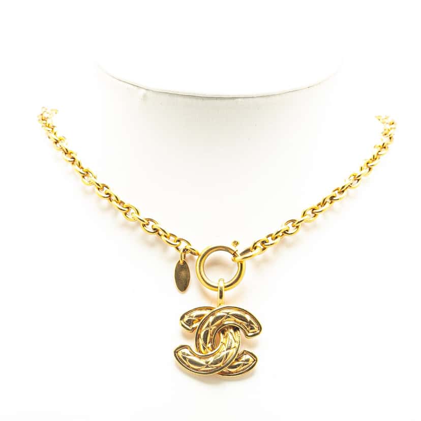 Chanel Gold Plated CC Quilted Pendant Necklace Gold Metal Good condition - Box View