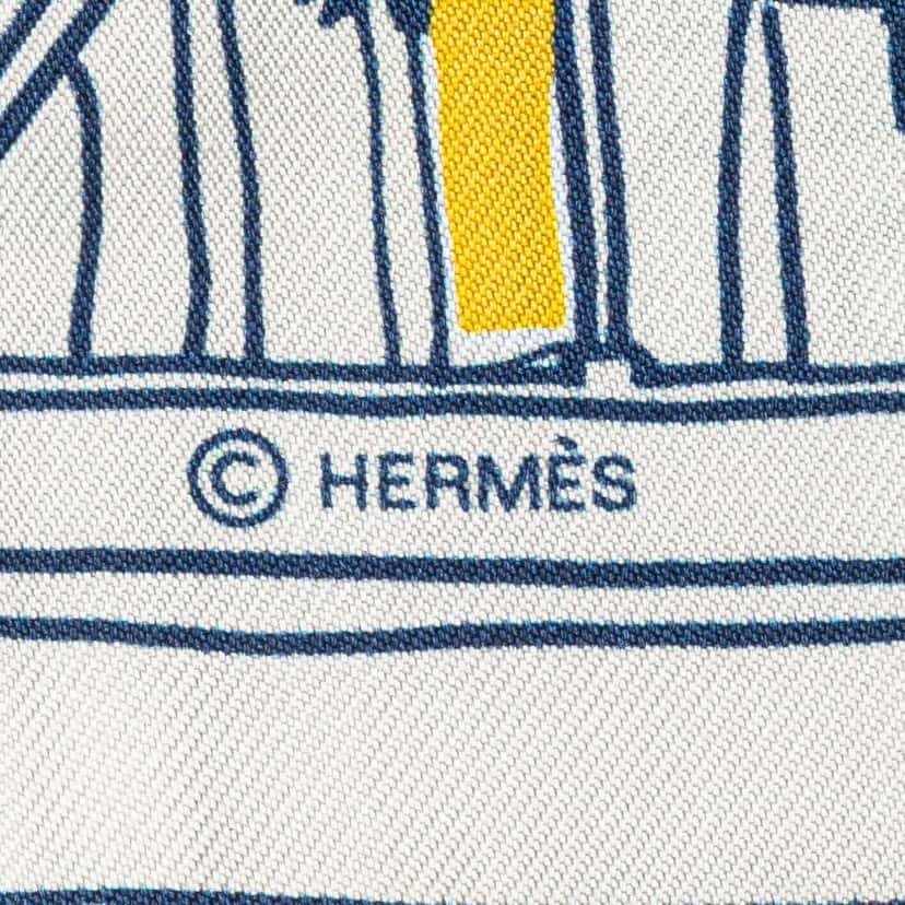 Hermès Rayures d'Ete Twilly Silk Scarf Blue Silk Very good condition - Model View