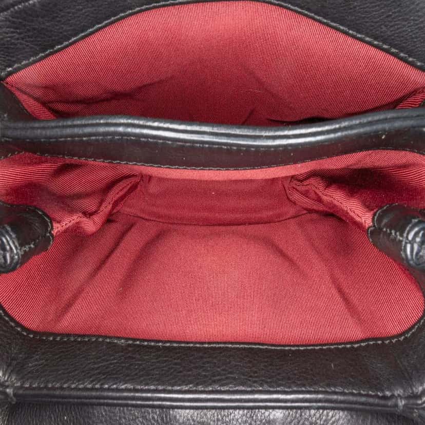Chanel Mini Quilted Calfskin Pearl CC Accordion Flap Black Leather Very good condition - Model View
