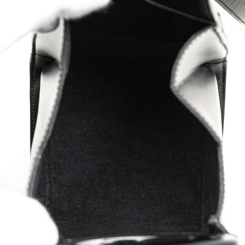 Louis Vuitton Epi Minuit Black Leather Good condition - Model View