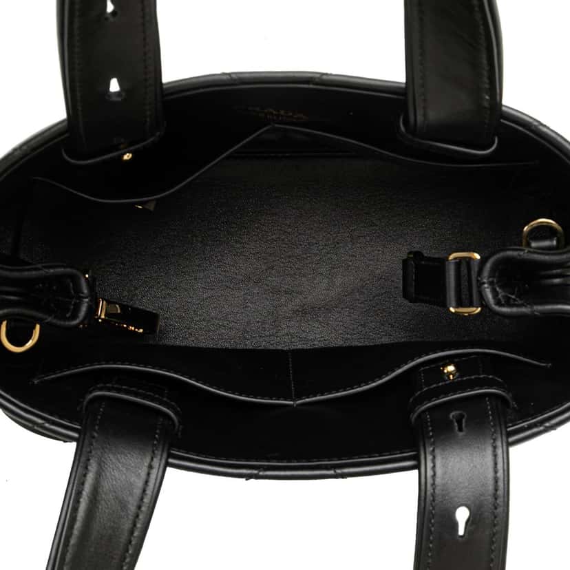 Prada Small Quilted Lambskin Satchel Black Leather Good condition - Model View