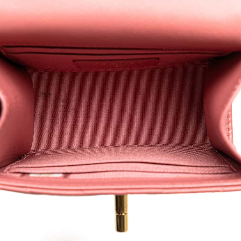 Chanel Mini Chevron Lambskin Trendy CC Chain Wallet Pink Leather Very good condition - Model View