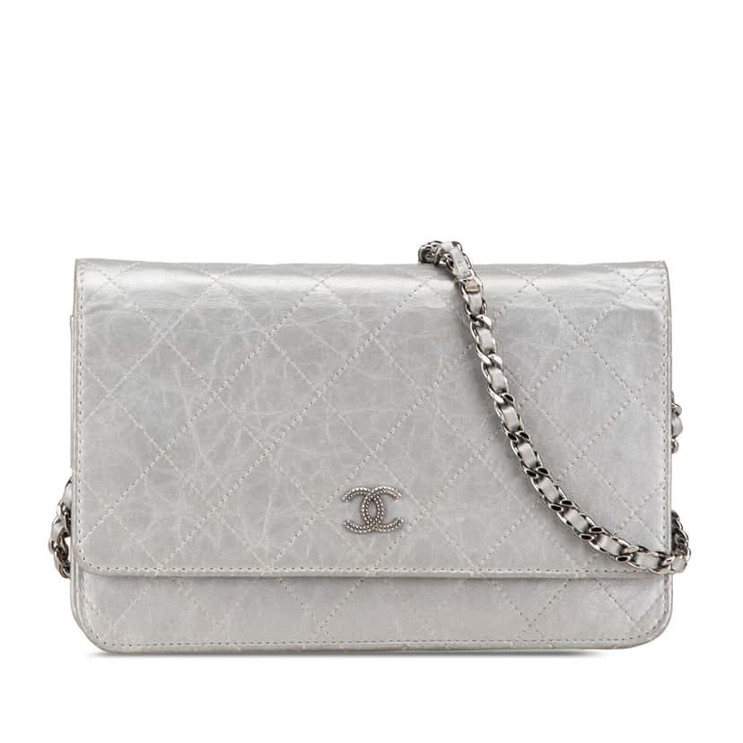 Chanel CC Quilted Aged Calfskin Wallet On Chain Silver Leather Good condition - Front View