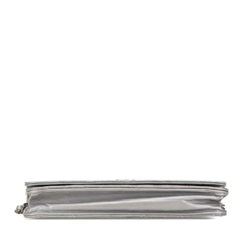 Chanel CC Quilted Aged Calfskin Wallet On Chain Silver Leather Good condition - Inside View