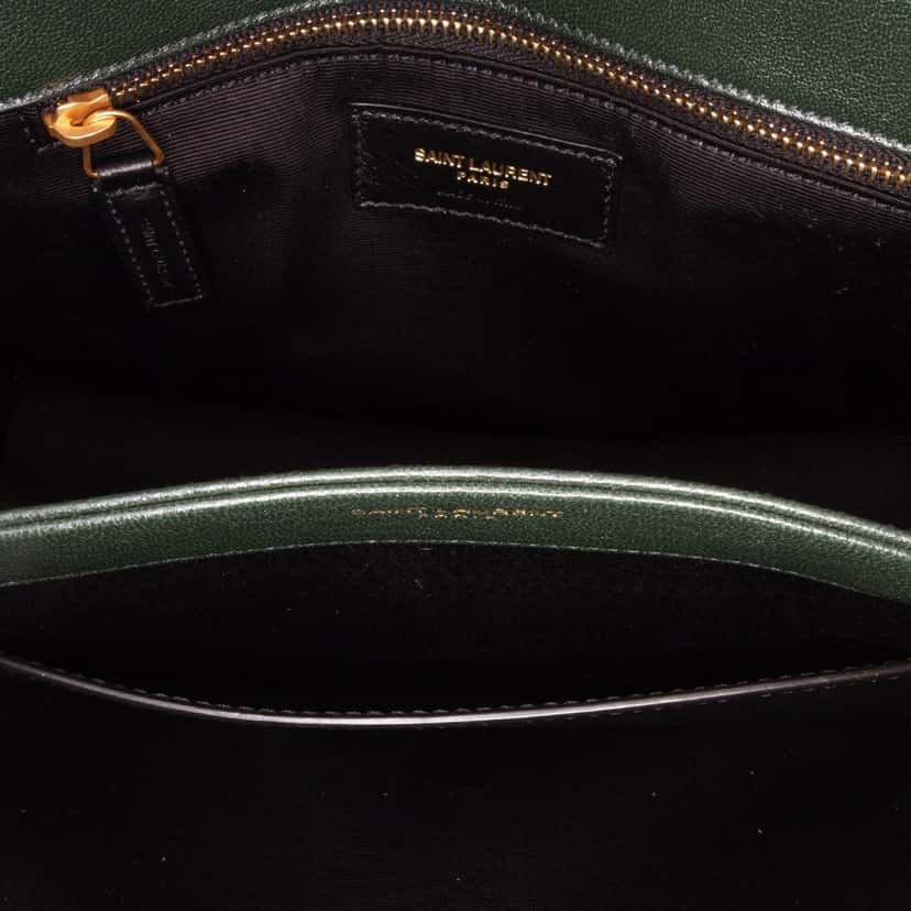 Saint Laurent Small Quilted Lambskin Becky Chain Shoulder Bag Green Leather Good condition - Model View