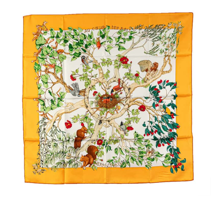 Hermès Au Coeur des Bois Silk Scarf Yellow Silk Good condition - Front View