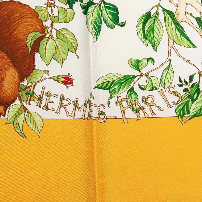 Hermès Au Coeur des Bois Silk Scarf Yellow Silk Good condition - Box View