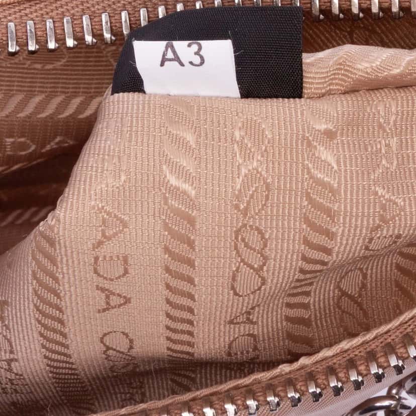 Prada Tessuto Re Edition 2005 Satchel Brown Good condition - Model View