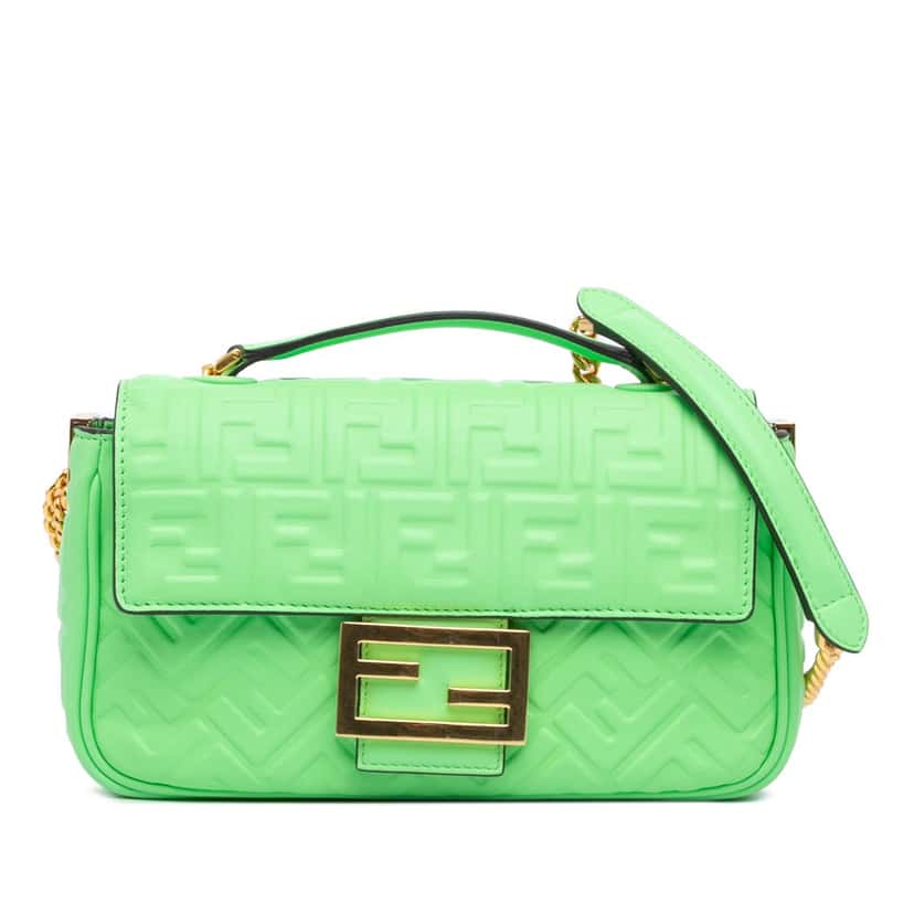 Fendi Zucca Embossed Leather Chain Midi Baguette Green Leather Very good condition - Front View