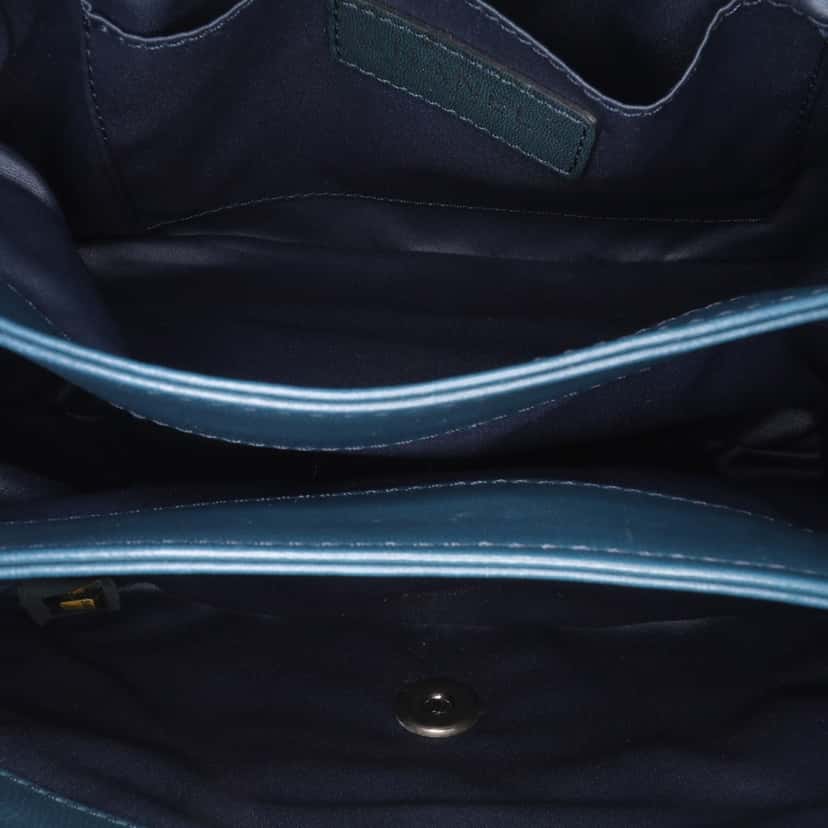 Chanel Quilted Lambskin Accordion Flap Blue Leather Good condition - Model View
