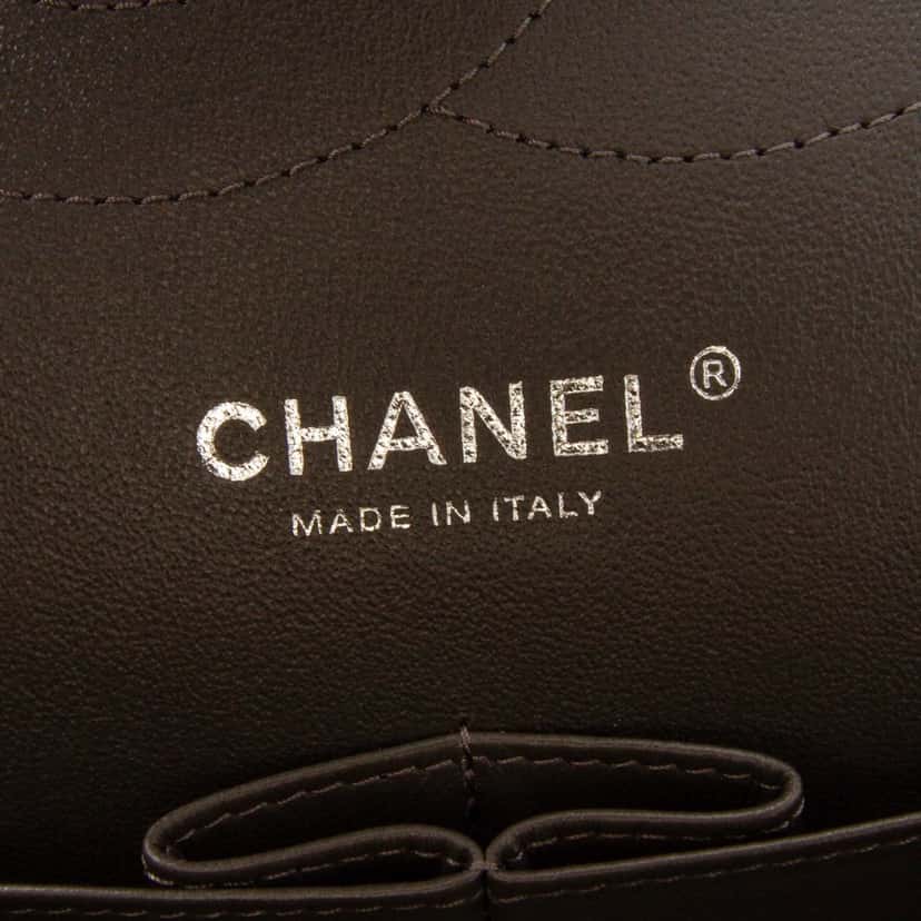Chanel Jumbo Classic Lambskin Double Flap Grey Leather Good condition - Box View