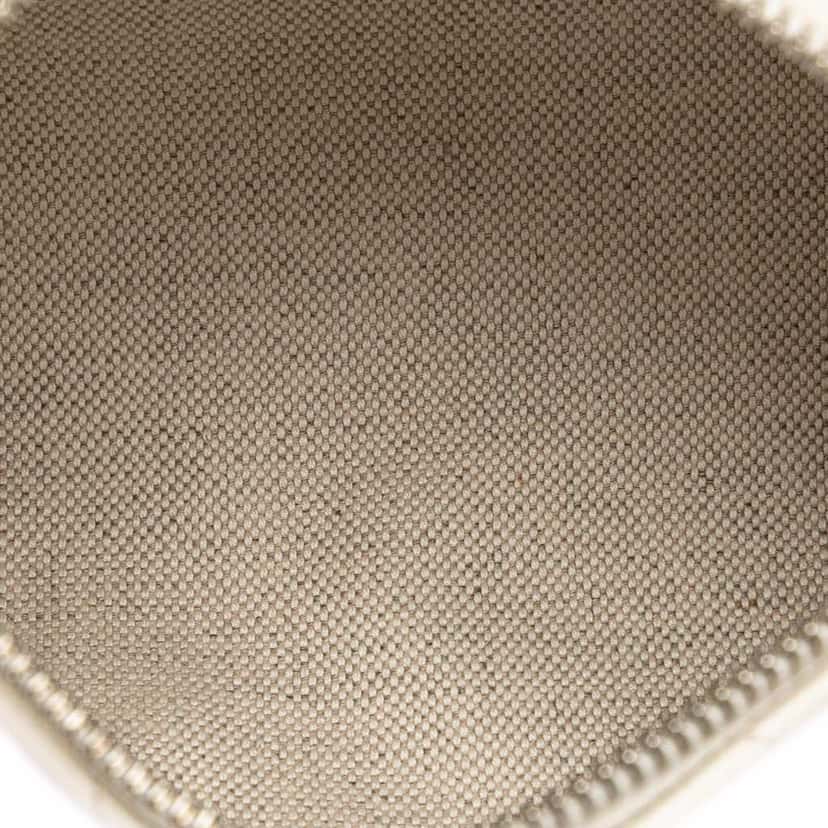 Gucci Mini Leather Blondie Barrel Shoulder Bag White Leather Good condition - Model View