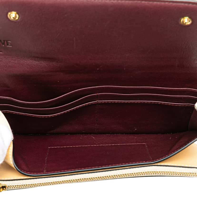 Loewe Anagram Leather Gate Pochette White Leather Good condition - Model View