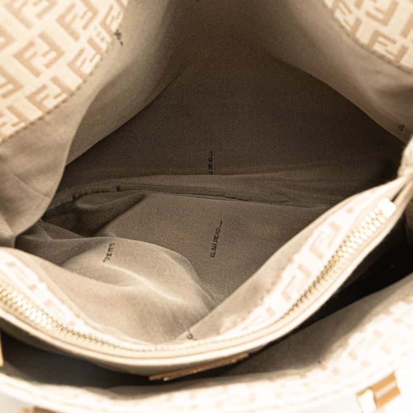 Fendi Zucchino Canvas Tote Brown Canvas Very good condition - Model View