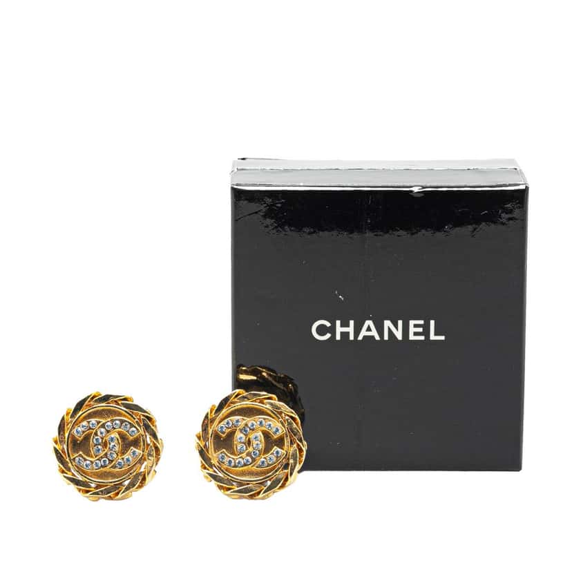 Chanel Gold Plated CC Rhinestones Clip on Earrings Gold Metal Good condition - Model View