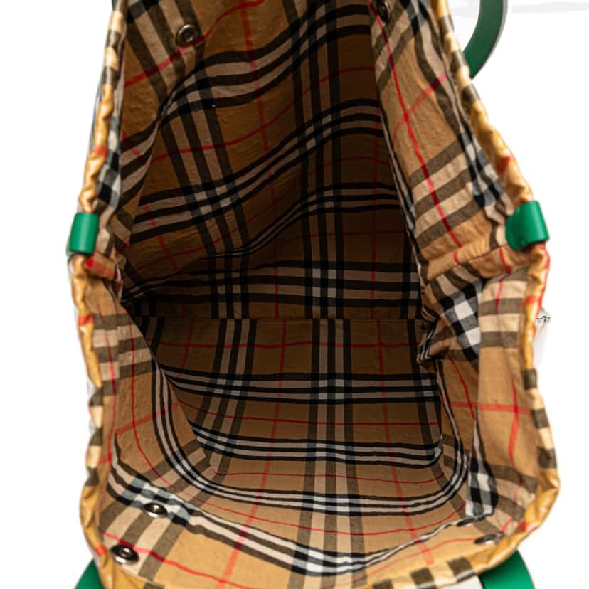 Burberry House Check Coated Canvas Tote Brown Canvas Good condition - Model View
