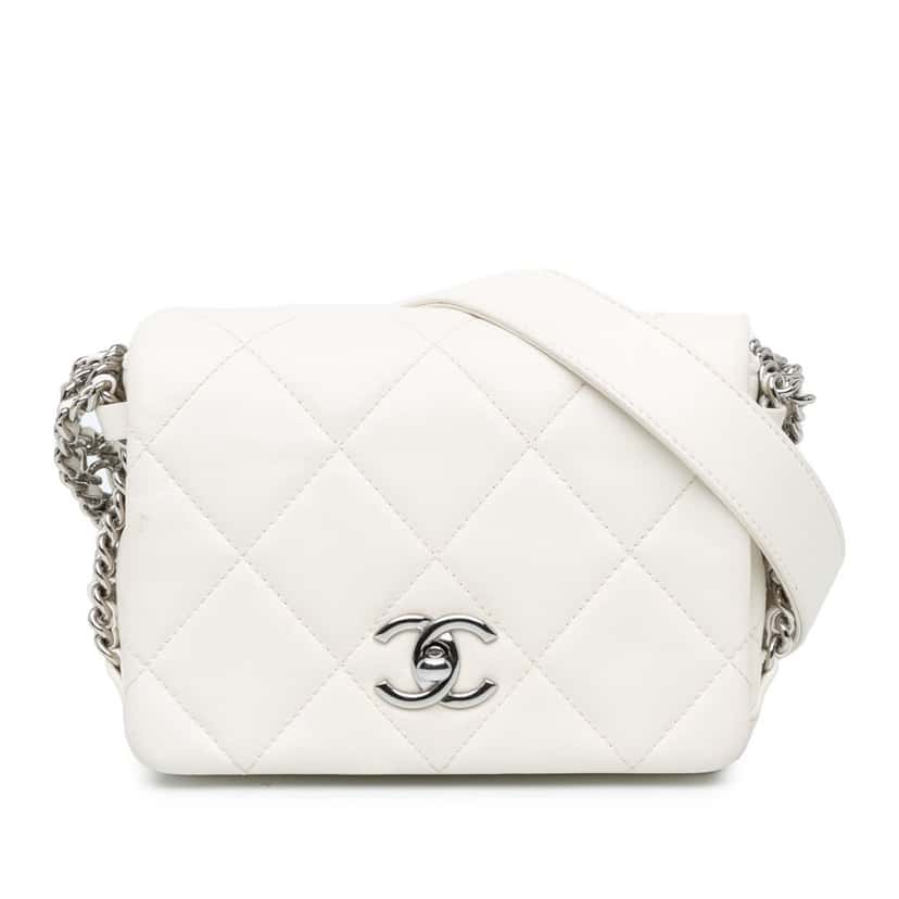 Chanel Mini Quilted Lambskin Chain Rows Flap White Leather Very good condition - Front View