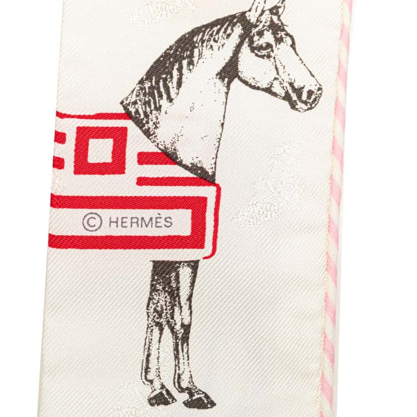 Hermès Garde Robe Pop Silk Twilly Scarf White Silk Good condition - Box View