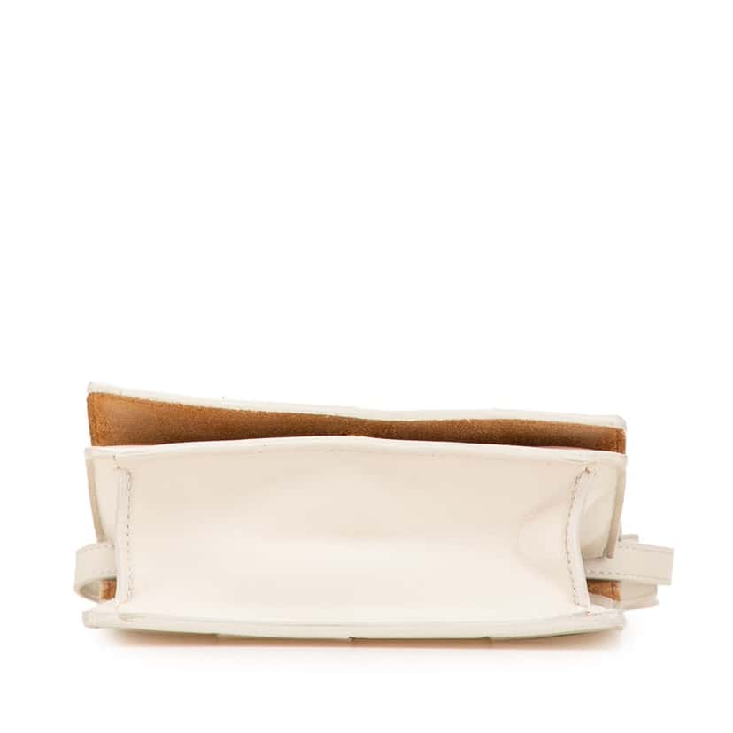 Bottega Veneta Mini Lambskin Maxi Intrecciato Cassette Crossbody White Leather Good condition - Inside View