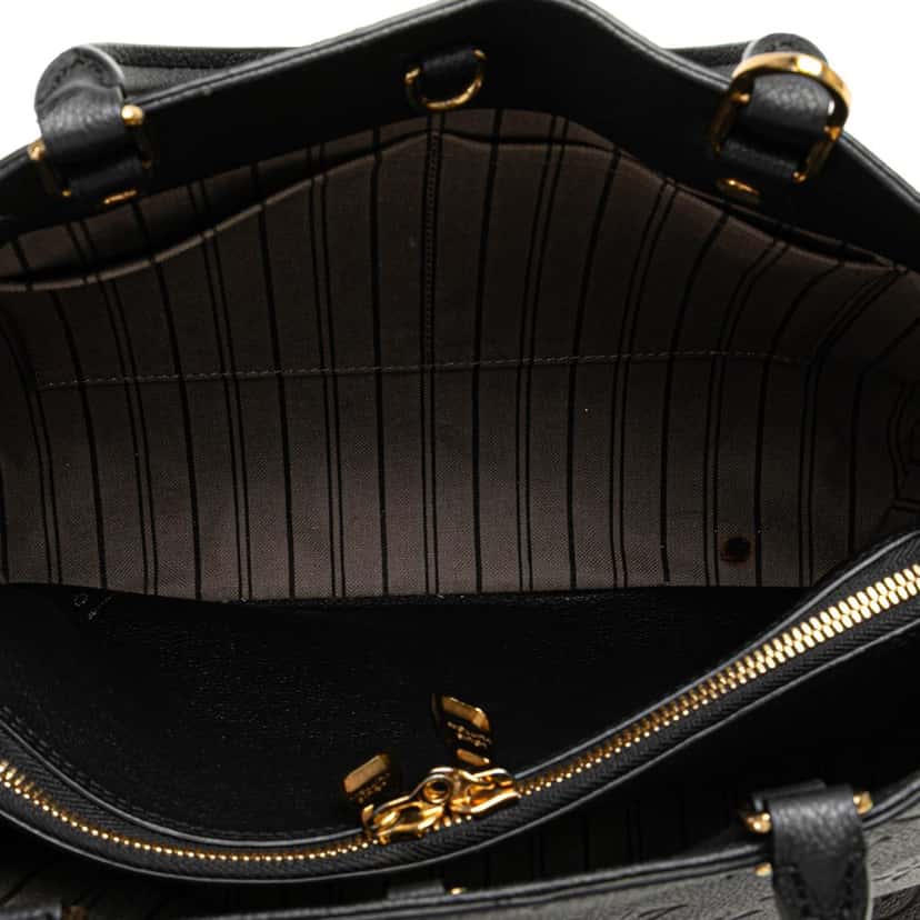 Louis Vuitton Monogram Empreinte Montaigne MM Black Leather Good condition - Model View