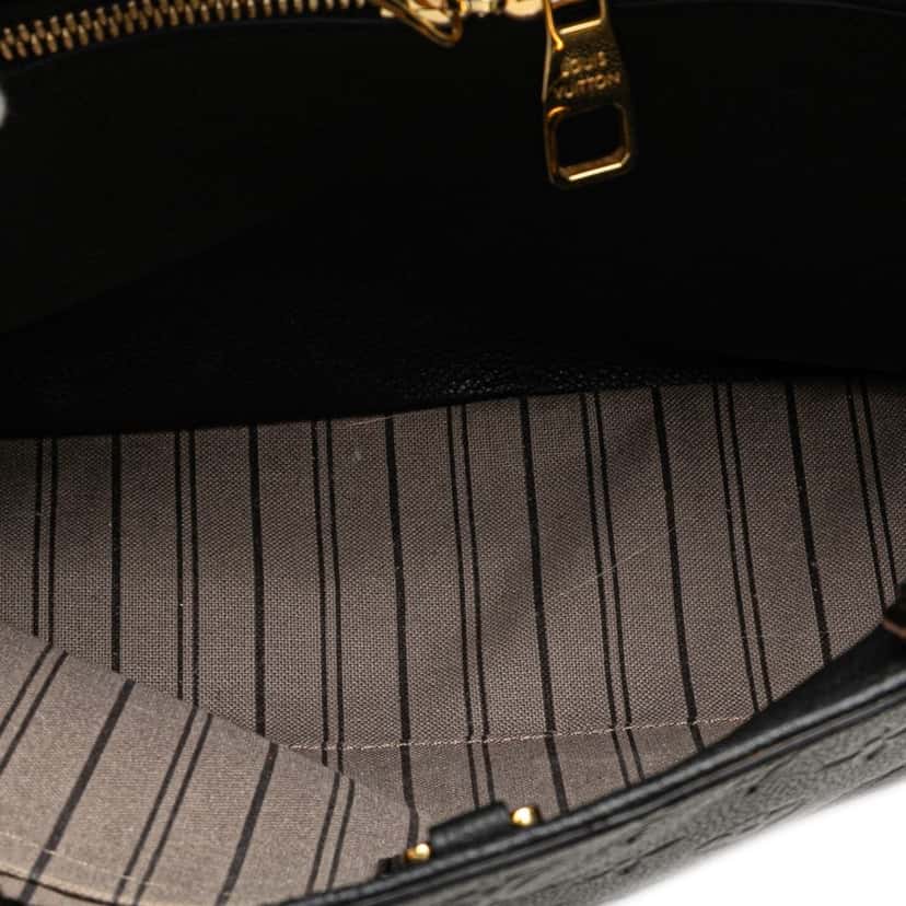 Louis Vuitton Monogram Empreinte Montaigne MM Black Leather Good condition - Box View