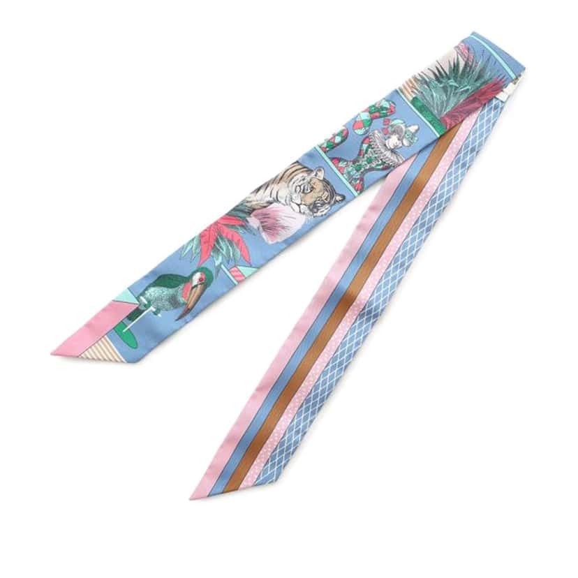 Hermès Grand Theatre Nouveau Silk Twilly Scarf Blue Silk Very good condition - Front View