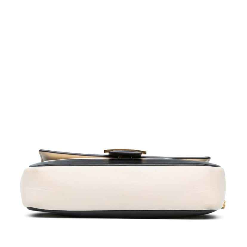 Fendi Bicolor Leather Chain Baguette White Leather Good condition - Inside View