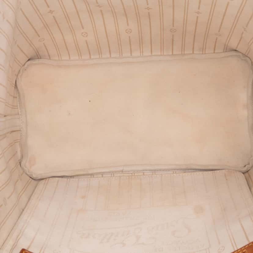 Louis Vuitton Damier Azur Neverfull MM White Canvas Good condition - Model View