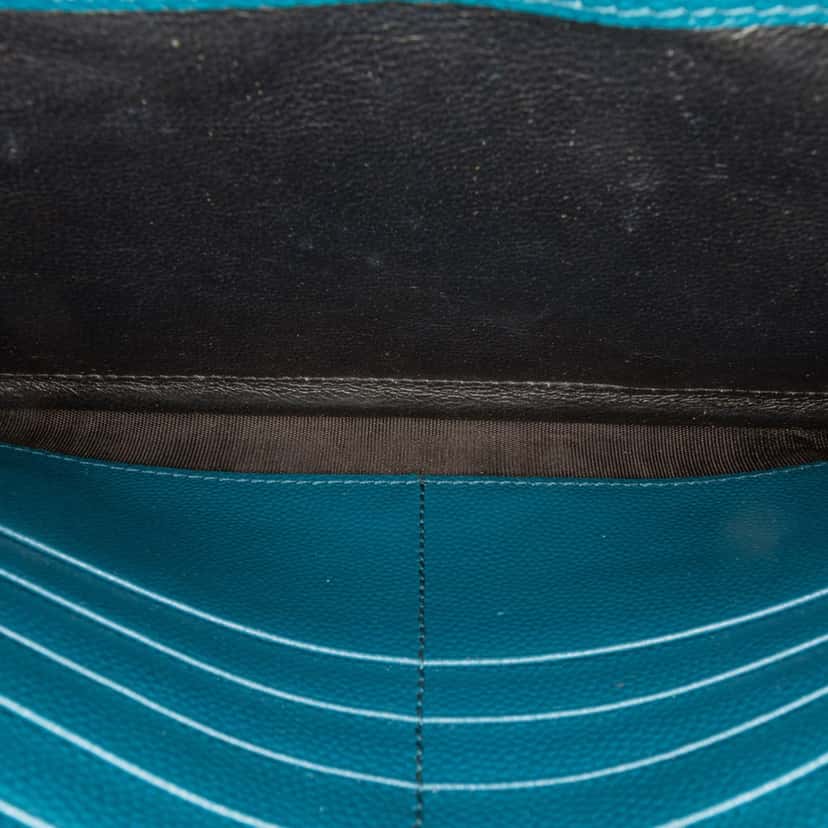 Saint Laurent Grain De Poudre Matelasse Chevron Monogram Chain Wallet Blue Leather Good condition - Box View