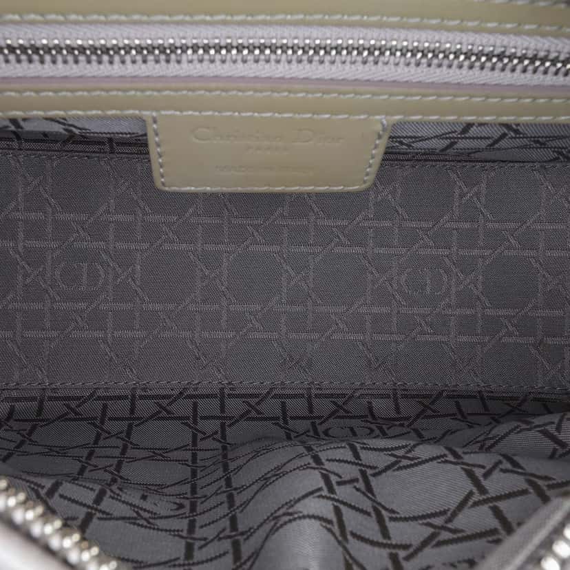 Dior Medium Patent Cannage Lady Dior Brown Leather Good condition - Model View