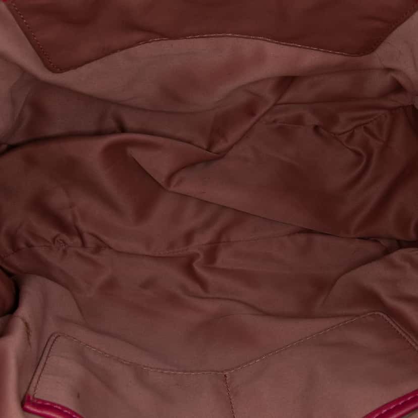 Miu Miu Matelasse Nappa Satchel Pink Leather Good condition - Model View