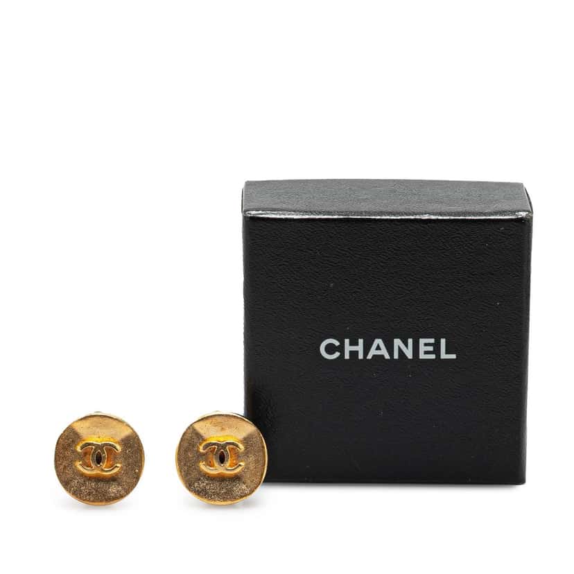 Chanel Gold Plated CC Clip on Earrings Gold Metal Good condition - Box View