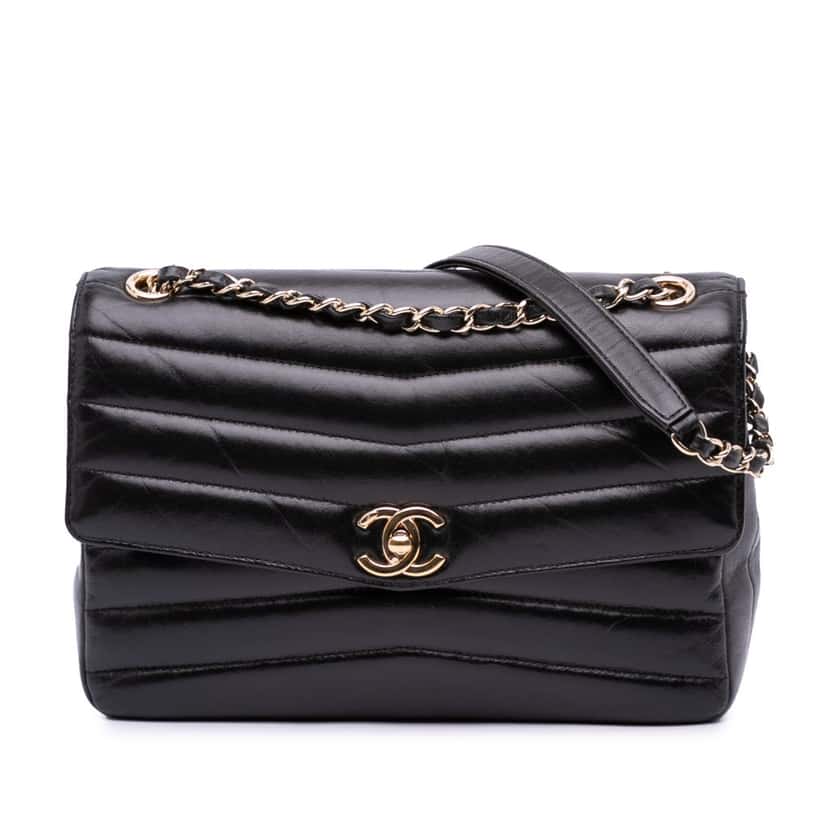 Chanel Chevron Shiny Lambskin Miroir Flap Black Leather Good condition - Front View