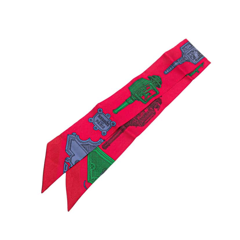 Hermès Merveilleuses Lanternes Twilly Silk Scarf Red Silk Very good condition - Front View
