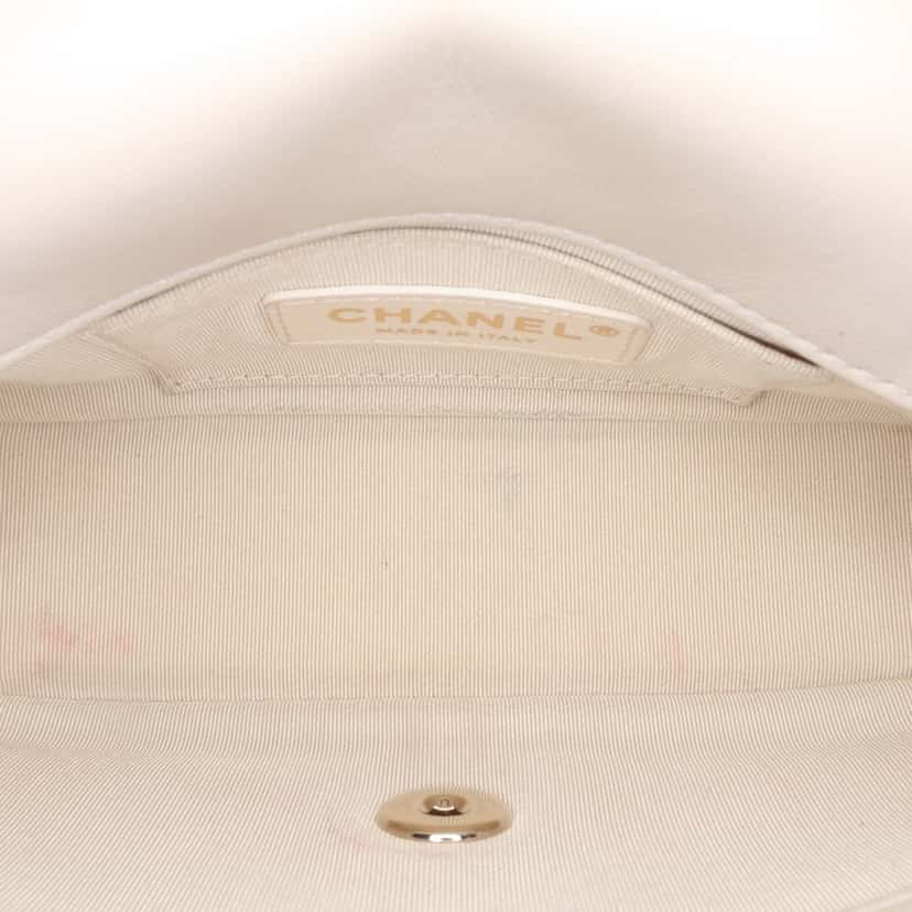 Chanel Medium Lambskin Twist Chain Enamel CC Flap Brown Leather Good condition - Model View