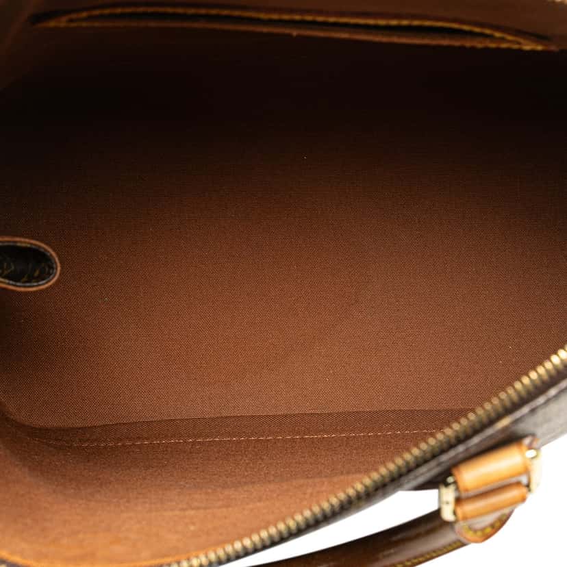 Louis Vuitton Monogram Alma PM Brown Canvas Good condition - Model View