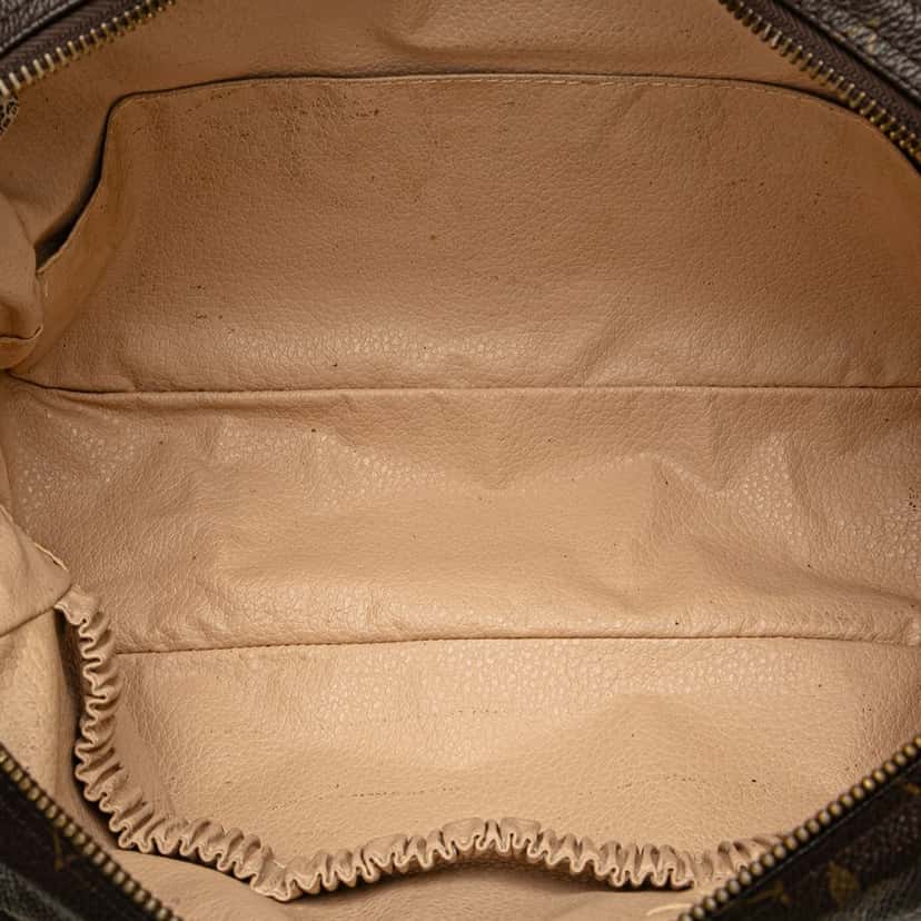 Louis Vuitton Monogram Trousse Toilette 28 Brown Canvas Good condition - Model View