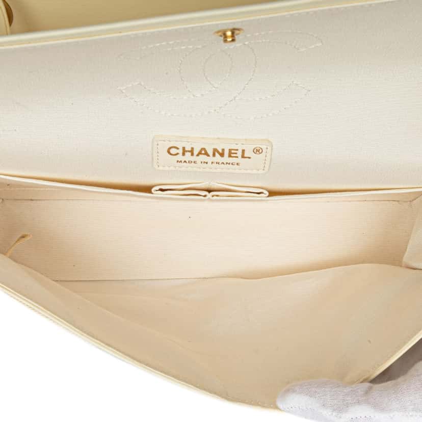 Chanel Medium Classic Printed Denim Floral Double Flap Brown Denim Good condition - Model View