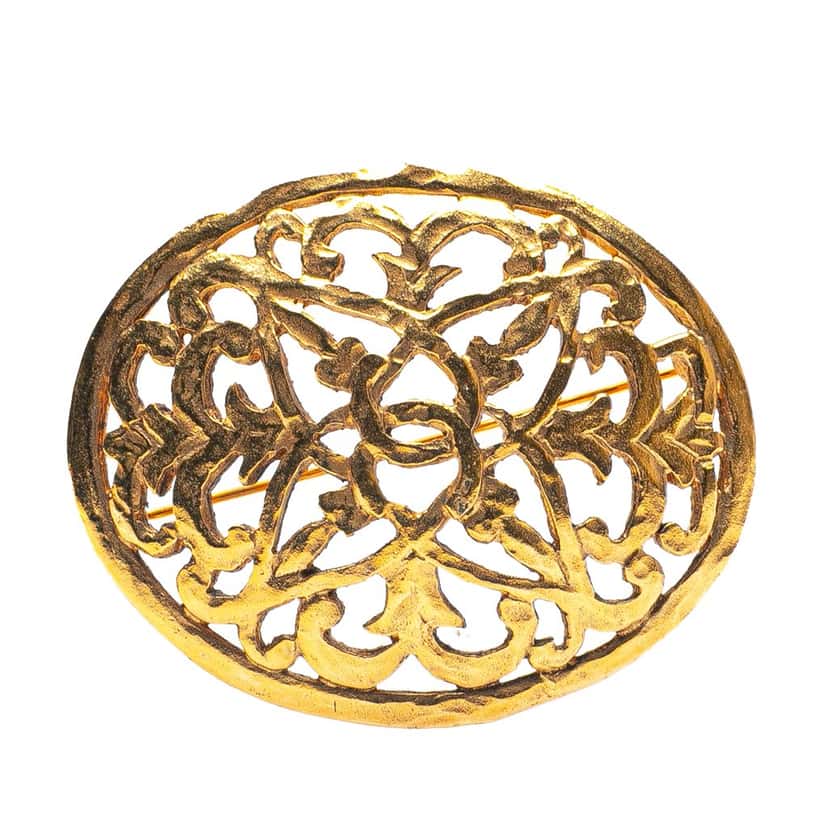 Chanel Gold Plated CC Round Brooch Gold Metal Good condition - Front View