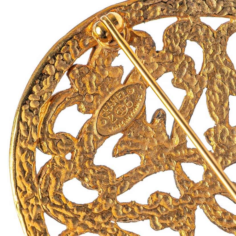 Chanel Gold Plated CC Round Brooch Gold Metal Good condition - Inside View