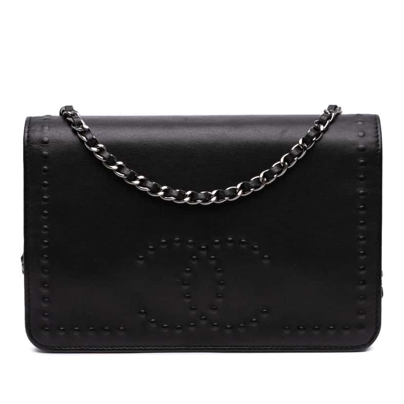 Chanel CC Embossed Lambskin Wallet On Chain Black Leather Good condition - Front View