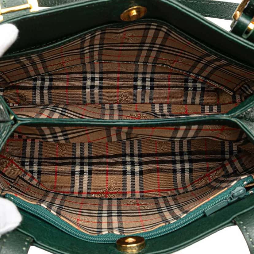 Burberry Leather Shoulder Bag Green Leather Good condition - Model View